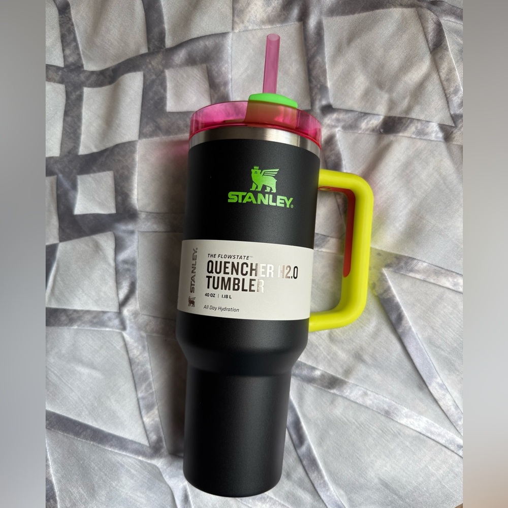 Stanley Black Neon 40oz